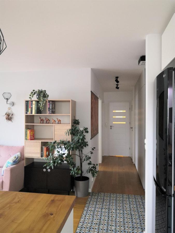 Lägenhet Apartament Przy Metrze